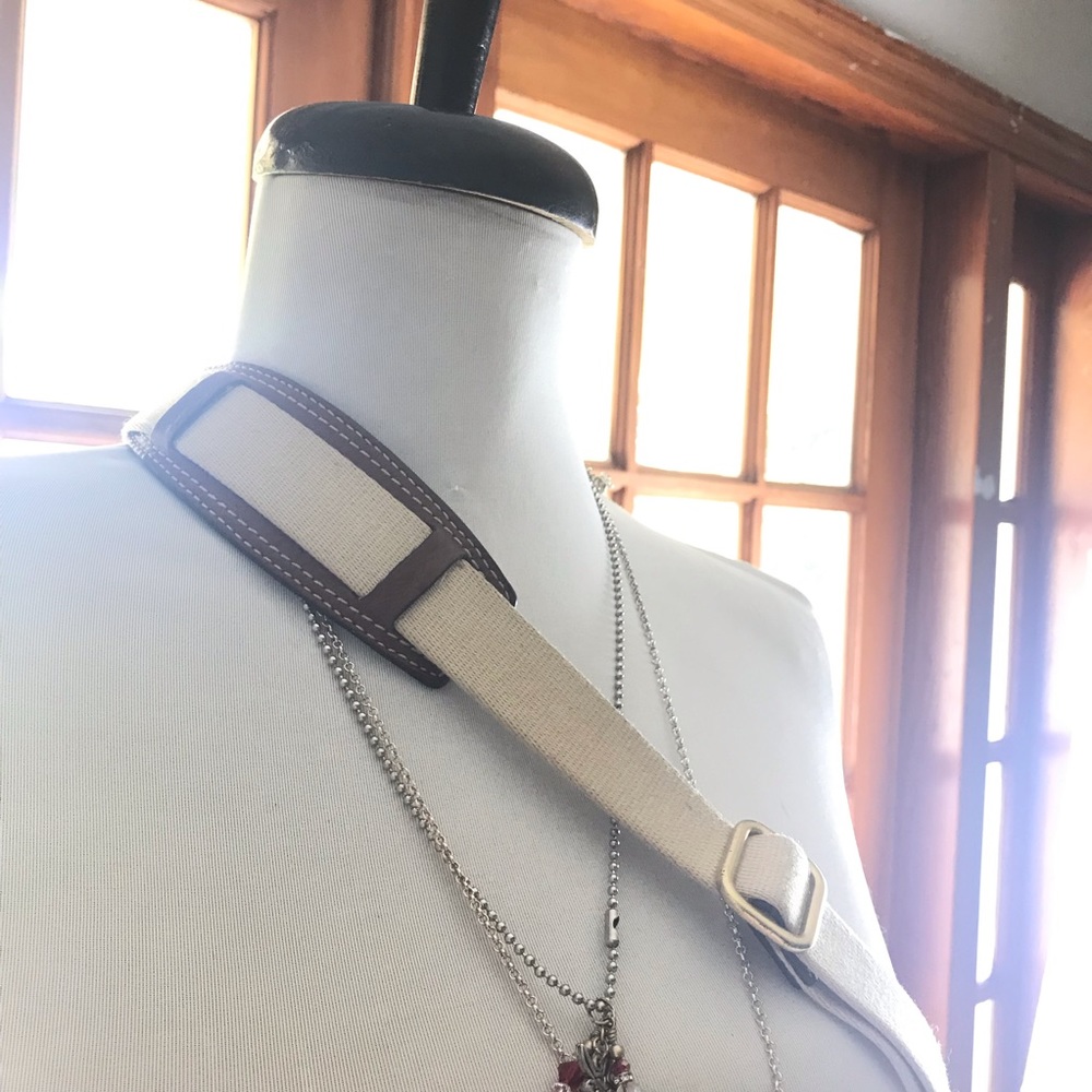 Coach Shoulder Bag - Picture 3 of 7
